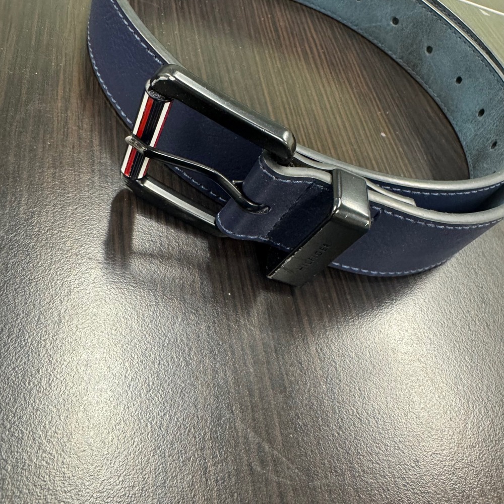 Tommy Hilfiger Belt Mens 32 Navy Blue Good Synthetic Leather‎ Matte Black Buckle